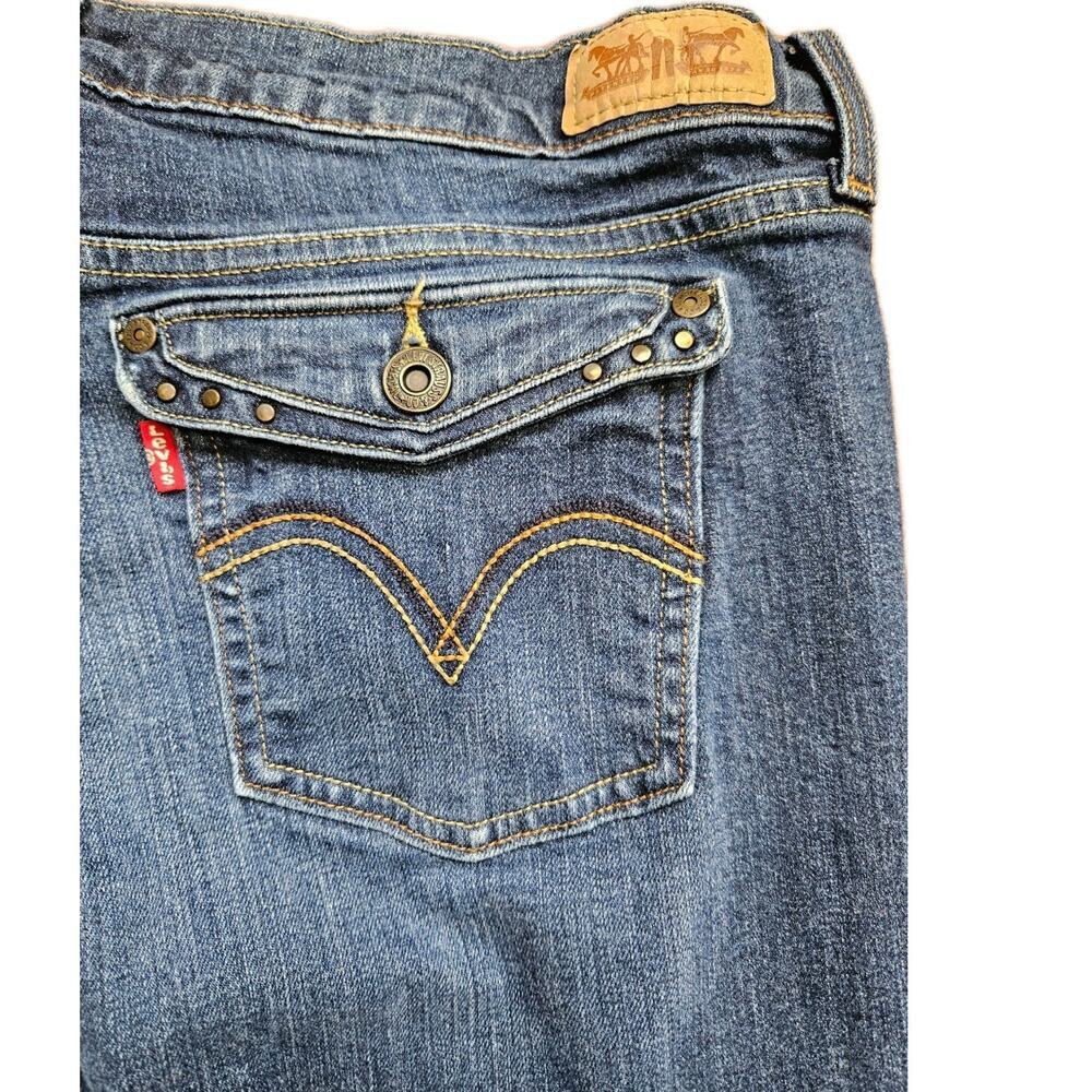 Levi's Women's Bootcut Denim Blue Jeans w Studded Flap Pockets sz 12L - Picture 4 of 10